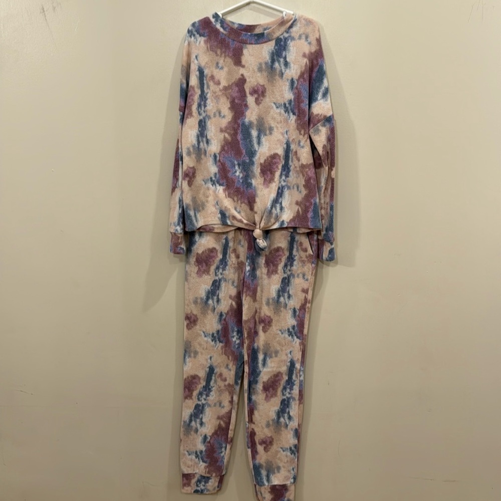 Love Fire Nordstrom Girls Tie Dye Sweatshirt and Sweatpants Purple Pink size S
